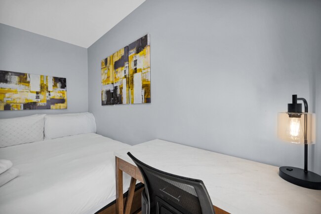 621 NE 28th St in Wilton Manors, FL - Building Photo - Building Photo