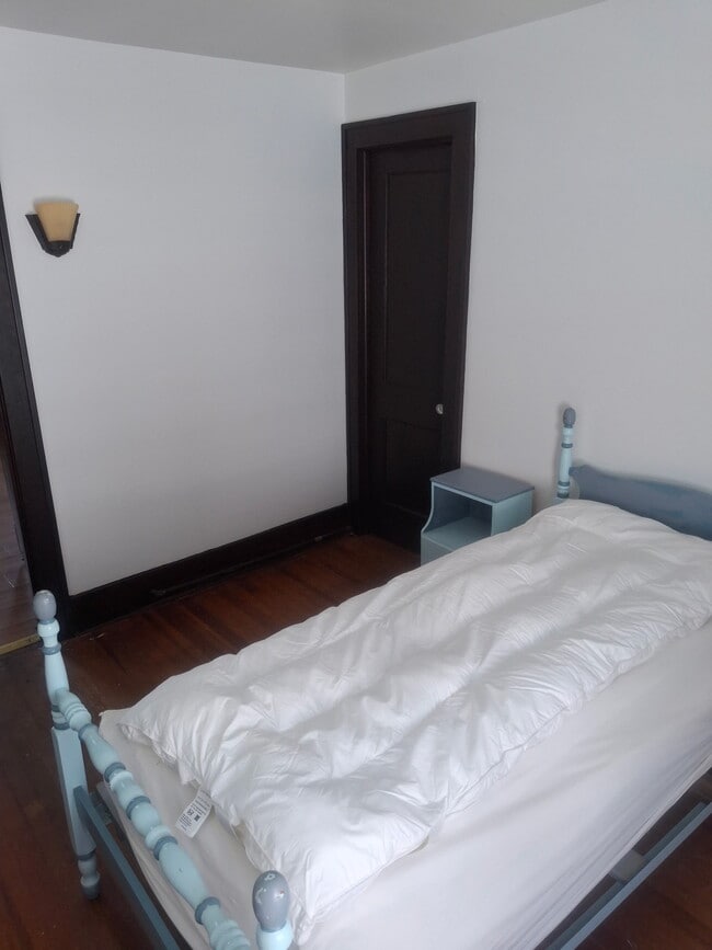 54 Crane St, Unit 54 crane street in Amsterdam, NY - Building Photo - Building Photo