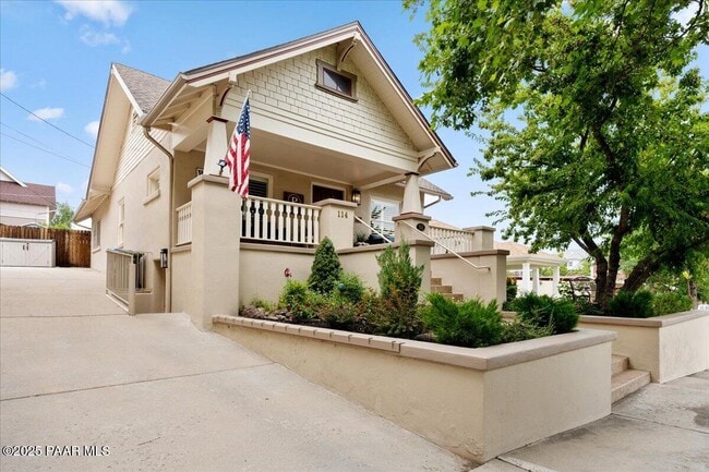 property at 114 S Pleasant St