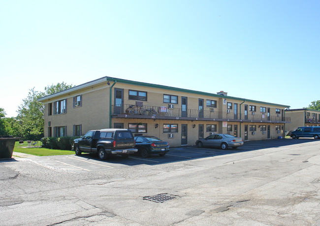 41 King Arthur Dr in Northlake, IL - Foto de edificio - Building Photo
