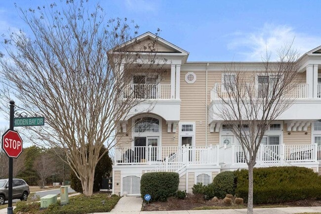 property at 12135 Landings Blvd