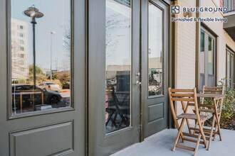 3201 Esperanza Crossing in Austin, TX - Building Photo - Building Photo