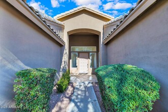 8910 E Captain Dreyfus Ave in Scottsdale, AZ - Building Photo - Building Photo