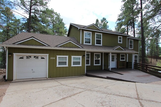 3256 Hunter Pl in Flagstaff, AZ - Building Photo - Building Photo