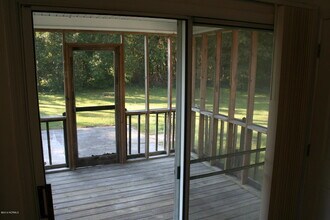 504 Tall Pine Ct in Midway Park, NC - Building Photo - Building Photo