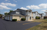 1111 Prairie Dr in Racine, WI - Foto de edificio - Building Photo