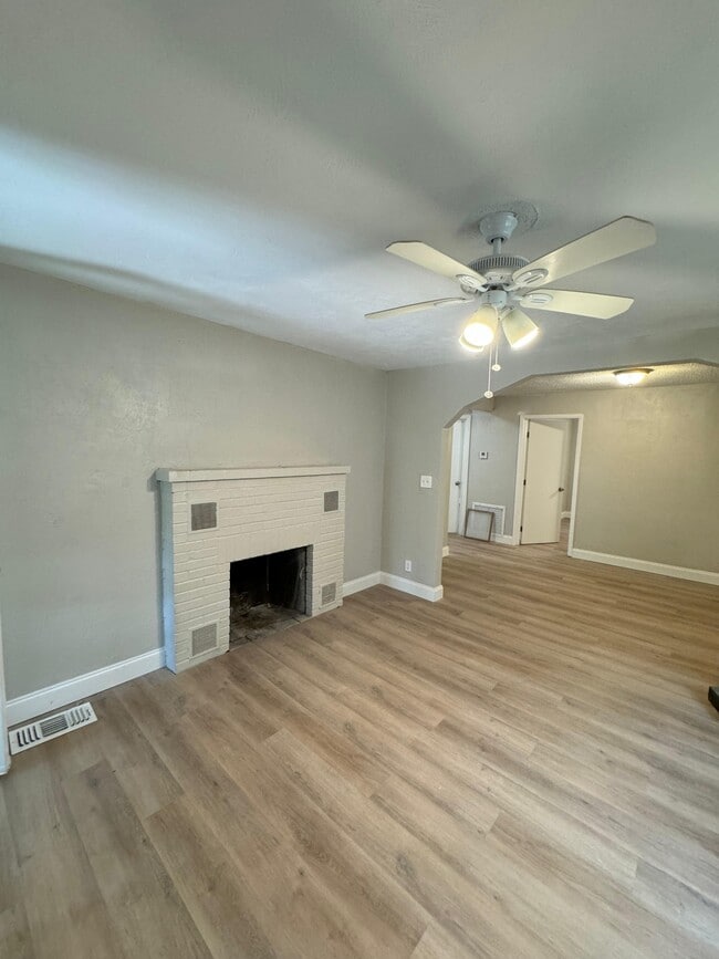 property at 601 Vera St
