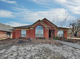 1301 Woodthorpe Dr in Mesquite, TX - Building Photo