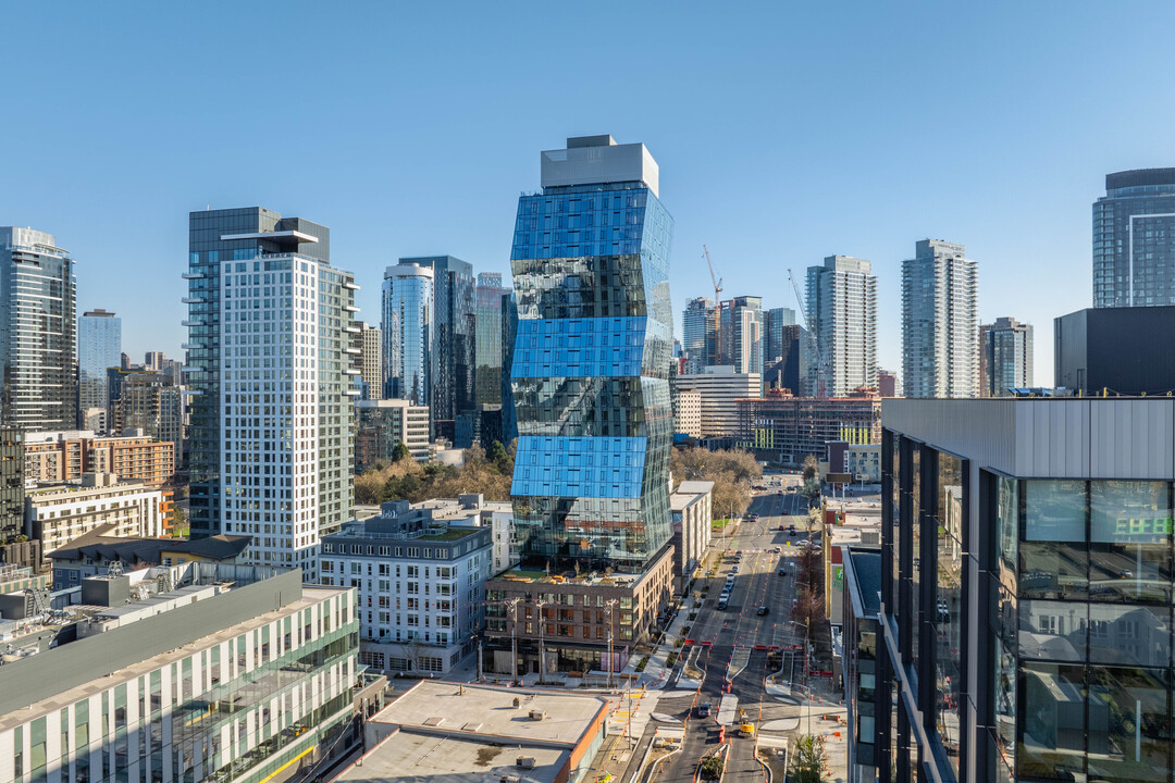 Skyglass in Seattle, WA - Building Photo