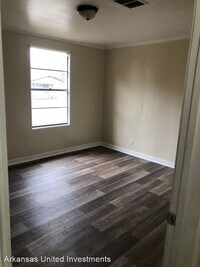 161 Roosevelt Rd photo'