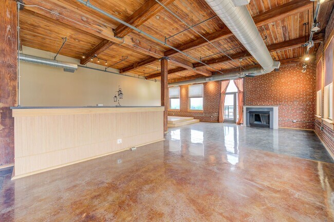 703 N 13th St in St. Louis, MO - Building Photo - Building Photo