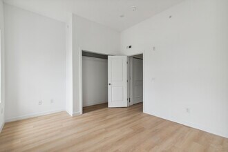5102 Arch St, Unit 2 in Philadelphia, PA - Building Photo - Building Photo
