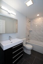 644 32nd N St, Unit B in Philadelphia, PA - Building Photo - Building Photo