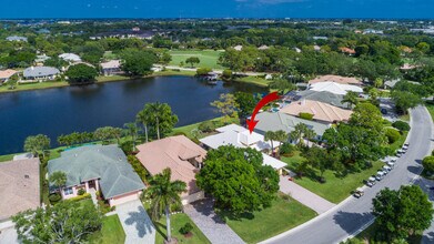 3510 SE Cambridge Dr in Stuart, FL - Building Photo - Building Photo