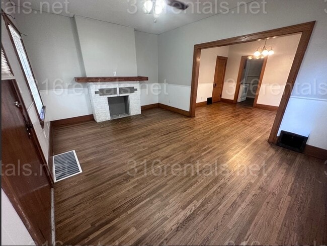 256 N Spruce St in Wichita, KS - Building Photo - Building Photo