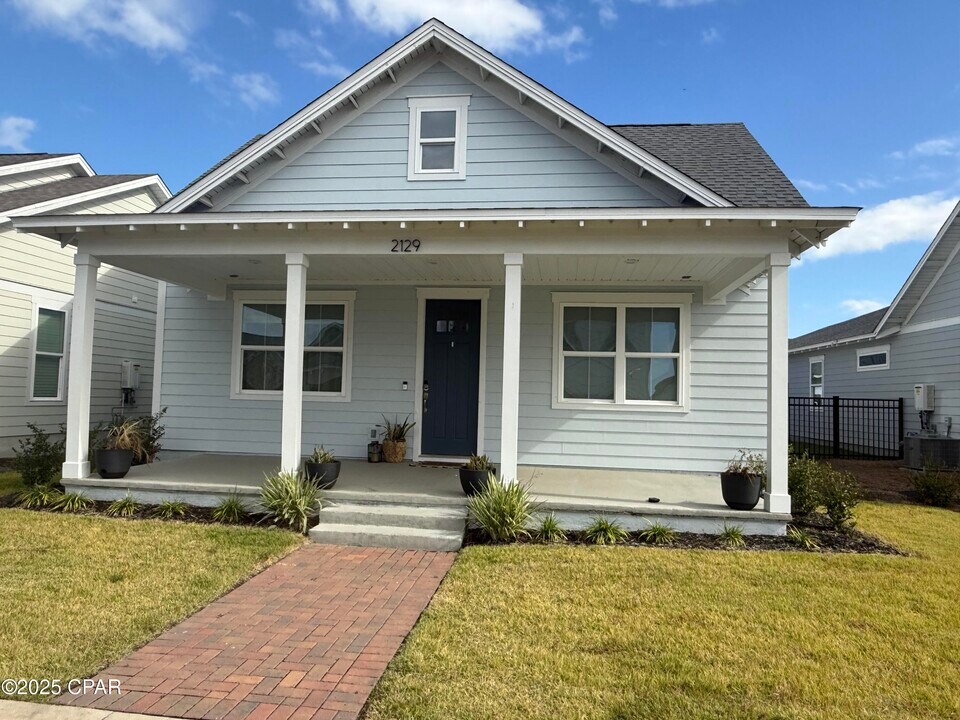 2129 Sedges Ave in Panama City, FL - Building Photo