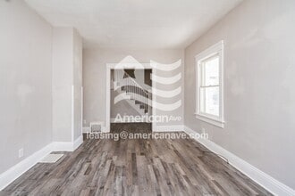 161 16th Ave in East Moline, IL - Foto de edificio - Building Photo