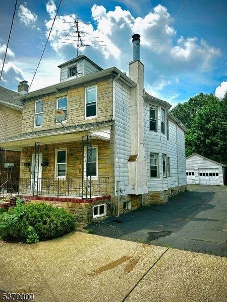 property at 1760 Winfield St