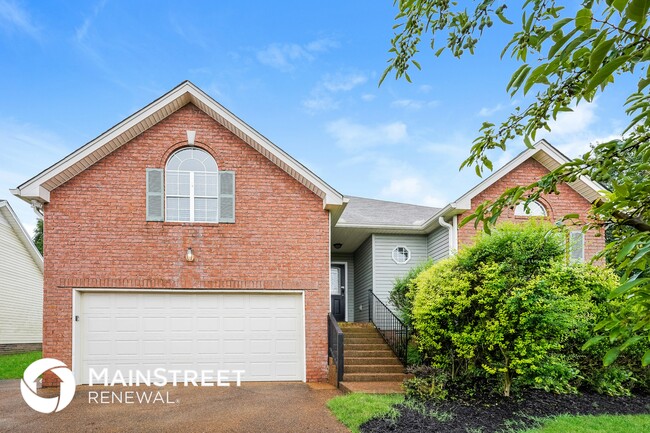 204 Oxford Pl in Gallatin, TN - Building Photo - Building Photo