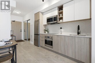 36 Zorra St in Toronto, ON - Building Photo - Building Photo