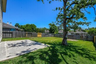 7810 Board Crossing in Conroe, TX - Building Photo - Building Photo