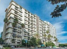 10535 Wilshire Blvd, Unit 904 in Los Angeles, CA - Building Photo