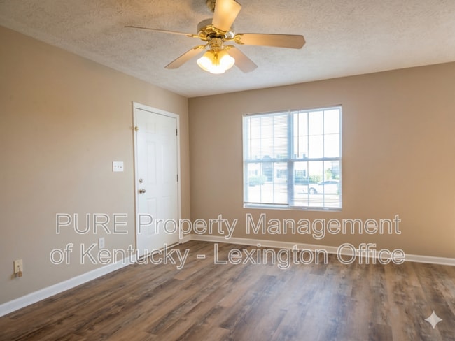 124 Grinder Ct in Nicholasville, KY - Building Photo - Building Photo