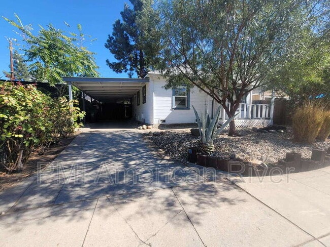 property at 2643 43rd St