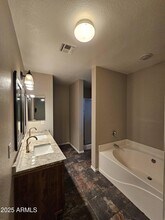 1314 S Bridgegate Dr in Gilbert, AZ - Building Photo - Building Photo