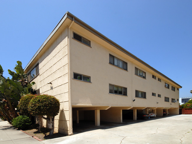 The 24th Street Manor in Santa Monica, CA - Building Photo - Building Photo