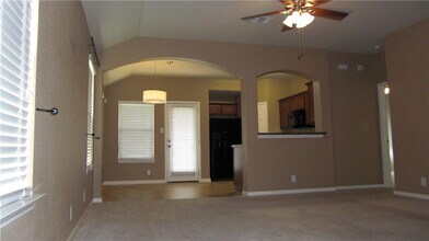 208 Teron Dr in San Marcos, TX - Building Photo - Building Photo