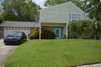 9 Waterberry Cir in Ormond Beach, FL - Building Photo - Building Photo