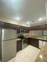 8547 Hunters Key Cir in Tampa, FL - Building Photo - Building Photo