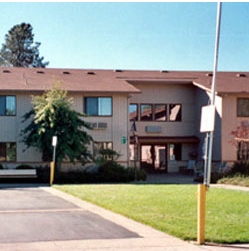 Redding Pligrim House in Redding, CA - Building Photo