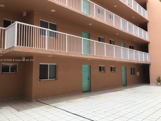 6801 Harding Ave, Unit 214 in Miami Beach, FL - Building Photo