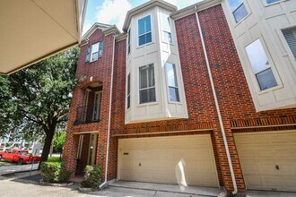 1016 Studer St in Houston, TX - Building Photo - Building Photo