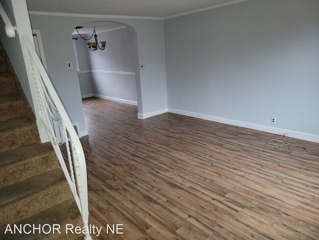 6262 Gillespie St photo'