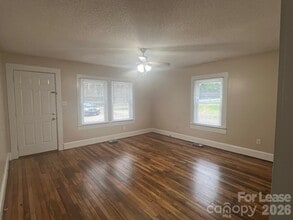 1375 Mt Ulla Hwy in Mooresville, NC - Building Photo - Building Photo