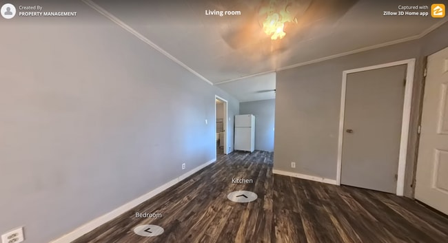 property at 109 S Illinois Ave