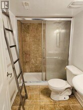 211 Zokol Dr in Aurora, ON - Building Photo - Building Photo