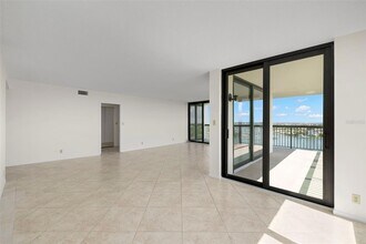 9425 Blind Pass Rd, Unit 1008 in St Pete Beach, FL - Building Photo - Building Photo