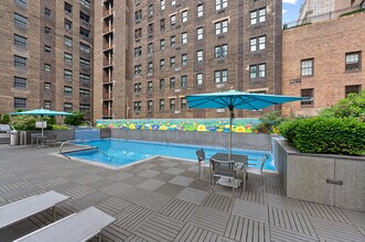 219 S 18th St, Unit 705 in Philadelphia, PA - Building Photo - Building Photo