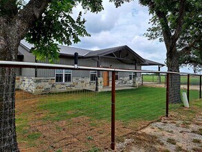 6034 Co Rd 256 in Stephenville, TX - Building Photo - Building Photo