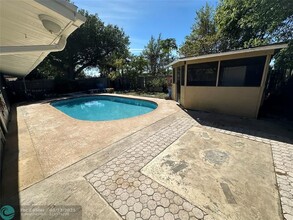 125 Wisteria Ave in Fort Pierce, FL - Building Photo - Building Photo