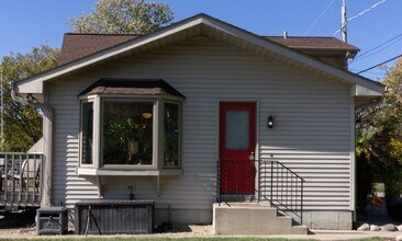 23231 W Lakeshore Dr in Antioch, IL - Building Photo - Building Photo