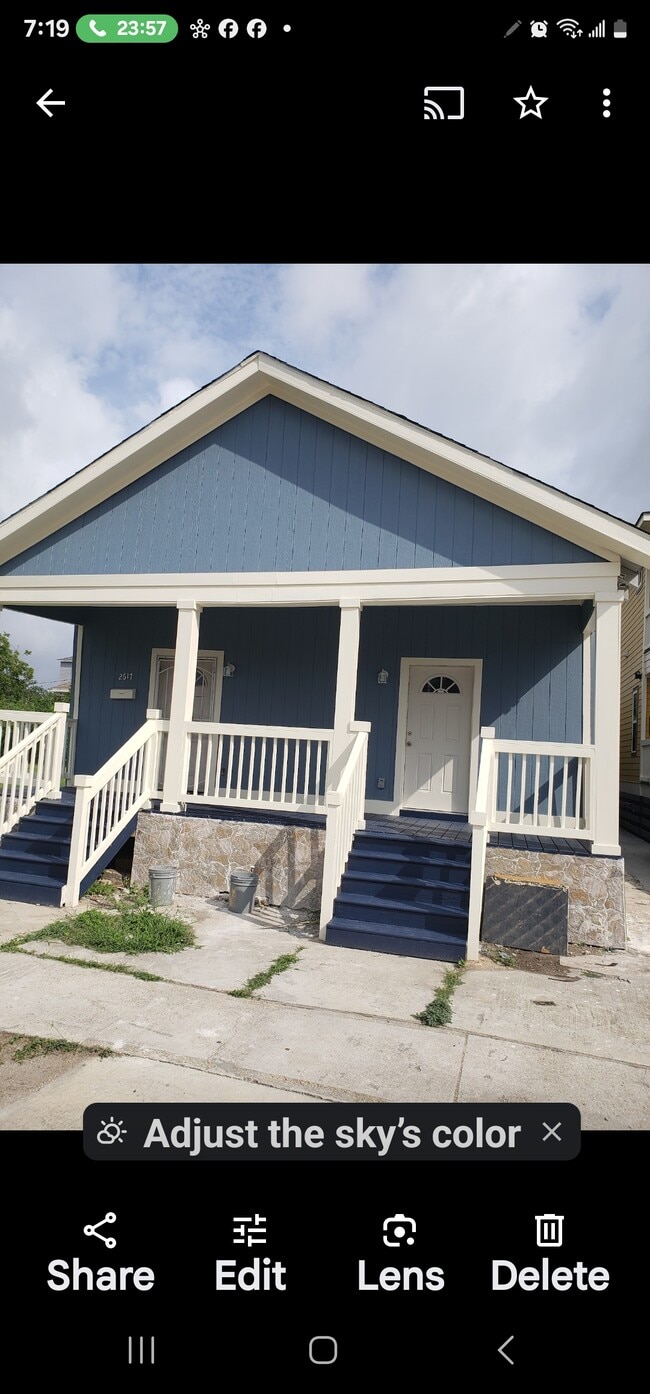 property at 2615 S Johnson St