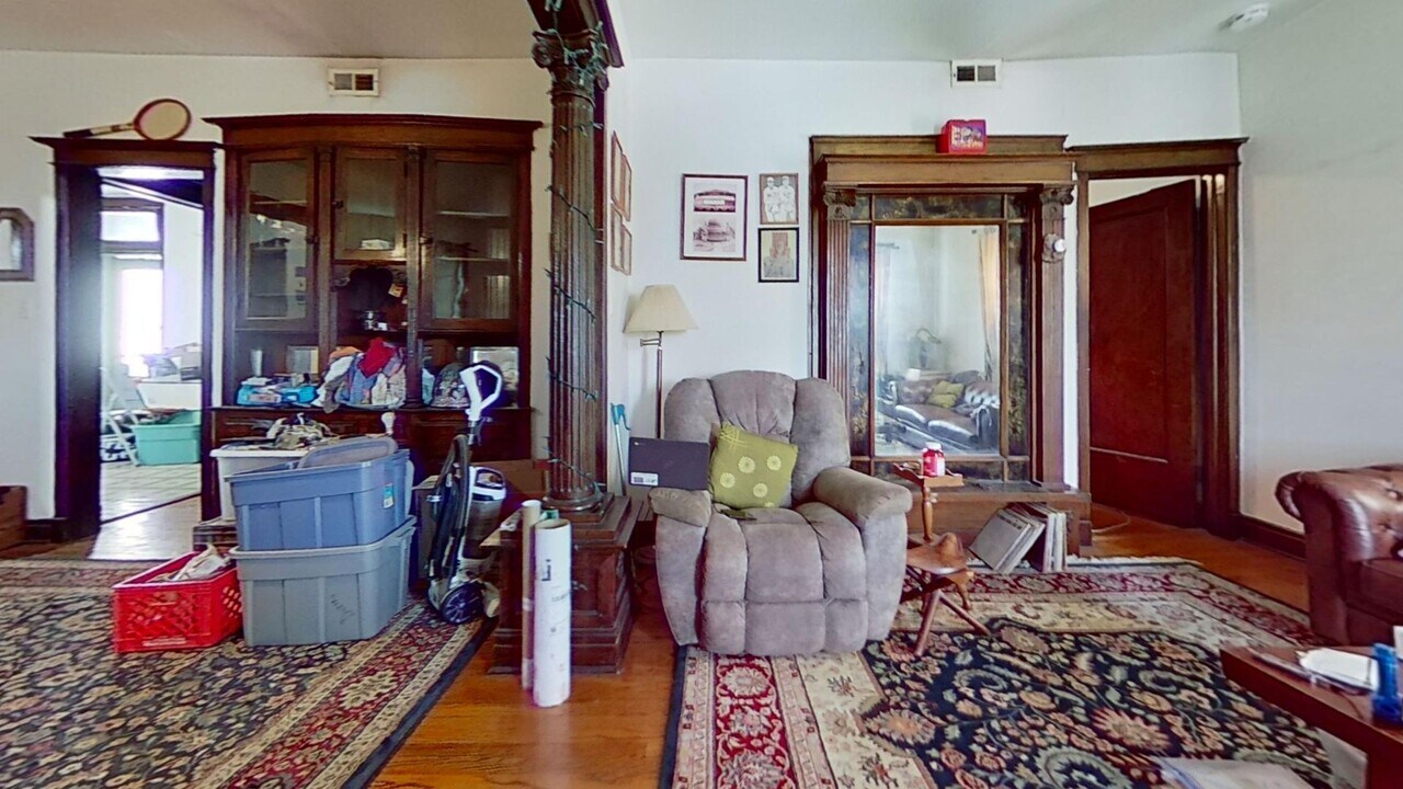 4103 N Damen Ave in Chicago, IL - Building Photo