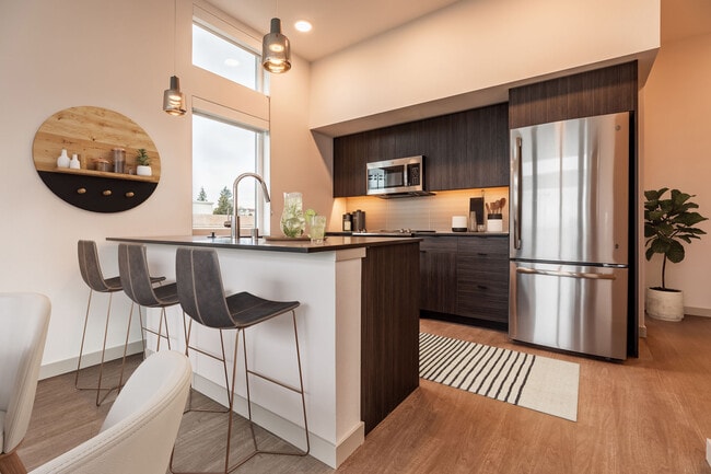 Centerline in Seattle, WA - Building Photo - Building Photo