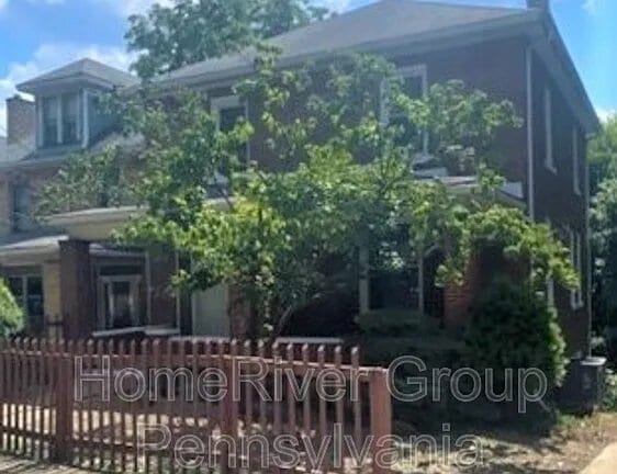 property at 211 Locust St