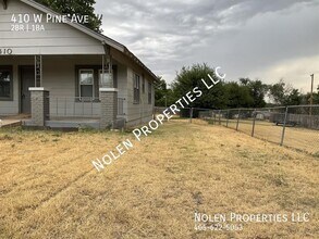 410 W Pine Ave in Sayre, OK - Building Photo - Building Photo